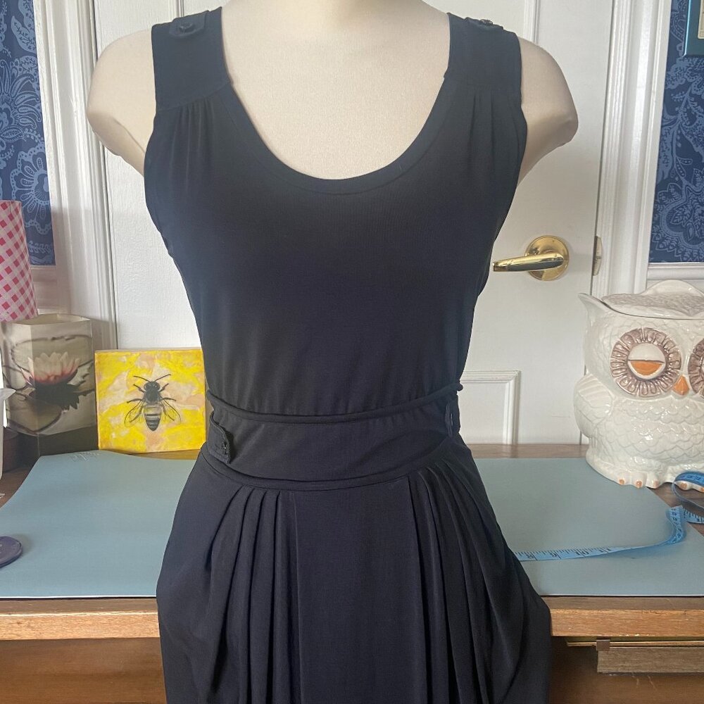 SPORTMAX CODE by Max Mara Black Scoopneck Dress - Size Medium